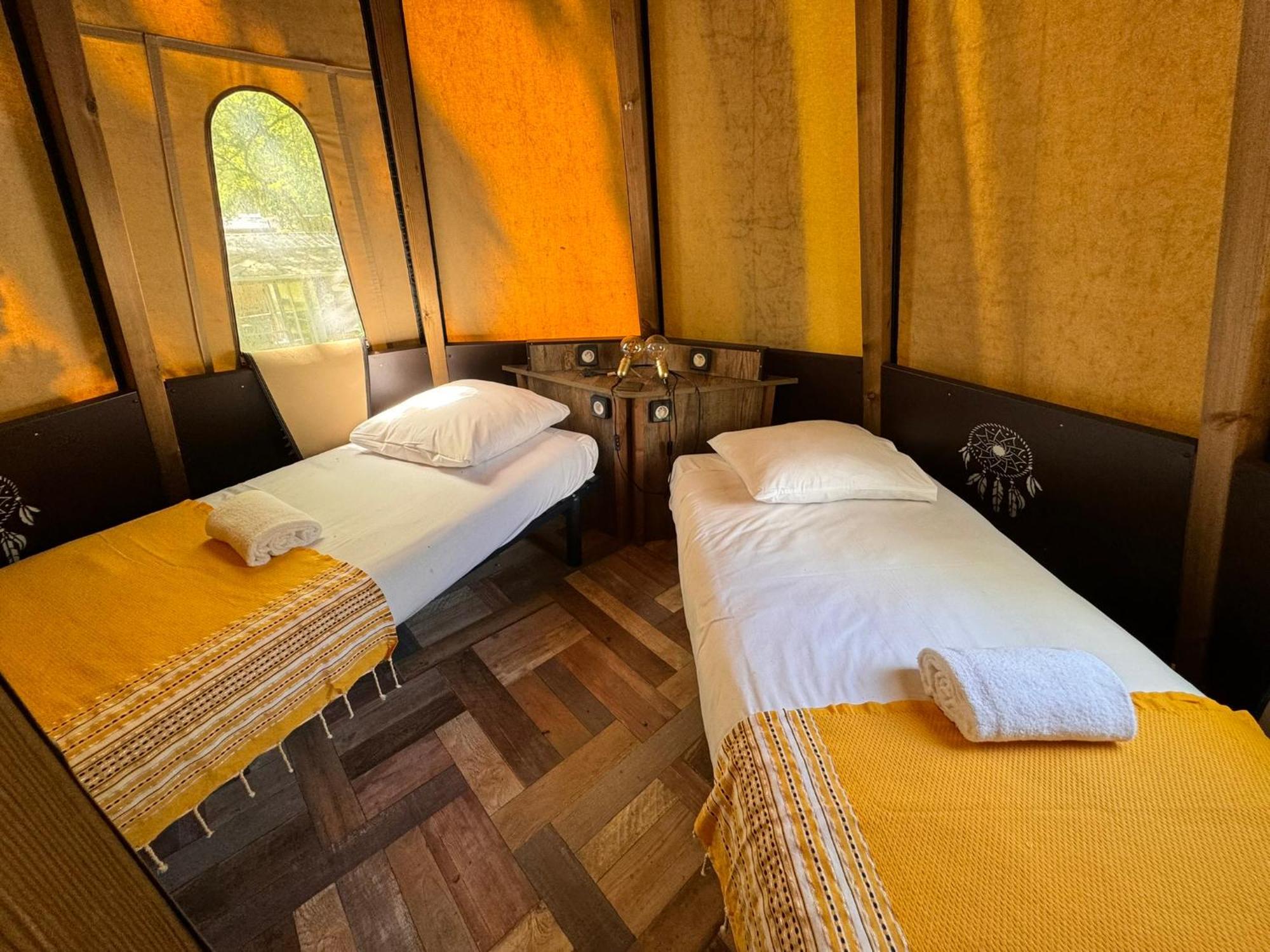 Whaka Lodge 塞桑 外观 照片